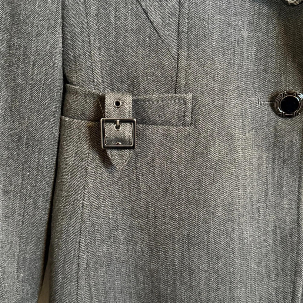 Tahari Arthur S. Levine Gray Blazer Jacket – Classic Tailored Workwear Women’s 2 - Picture 7 of 14